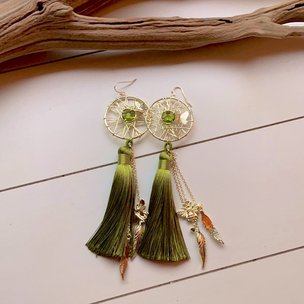 Kwanli Peridot & Gold Wire-Wrapped Earrings